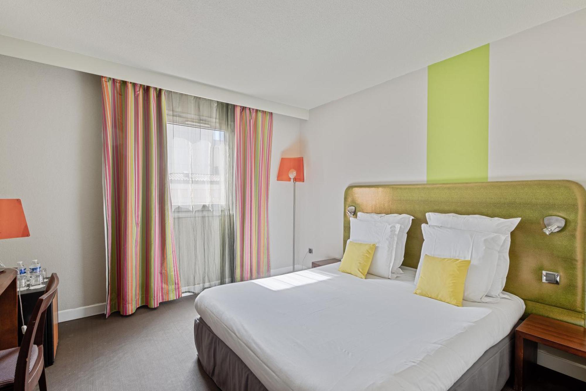 דראגיניאן Hotel Provence מראה חיצוני תמונה