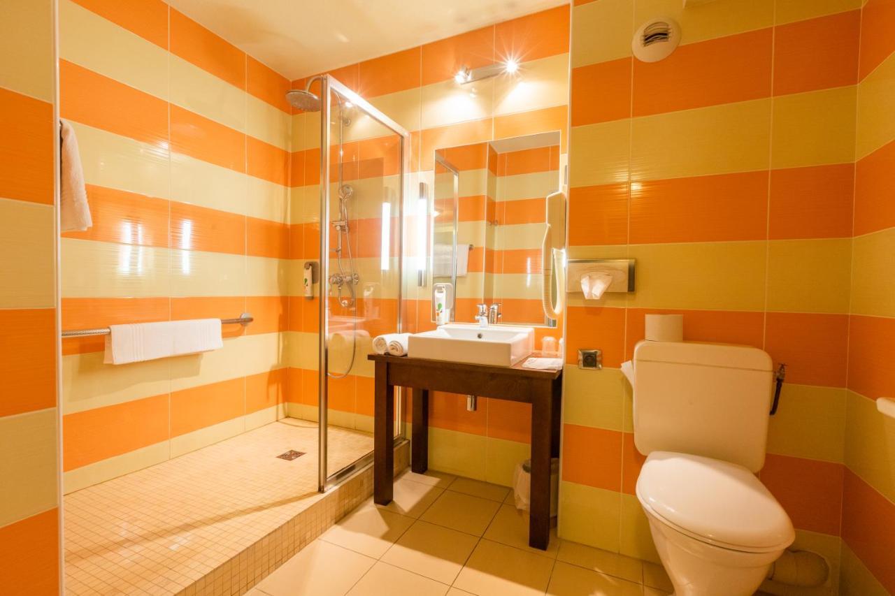 דראגיניאן Hotel Provence מראה חיצוני תמונה
